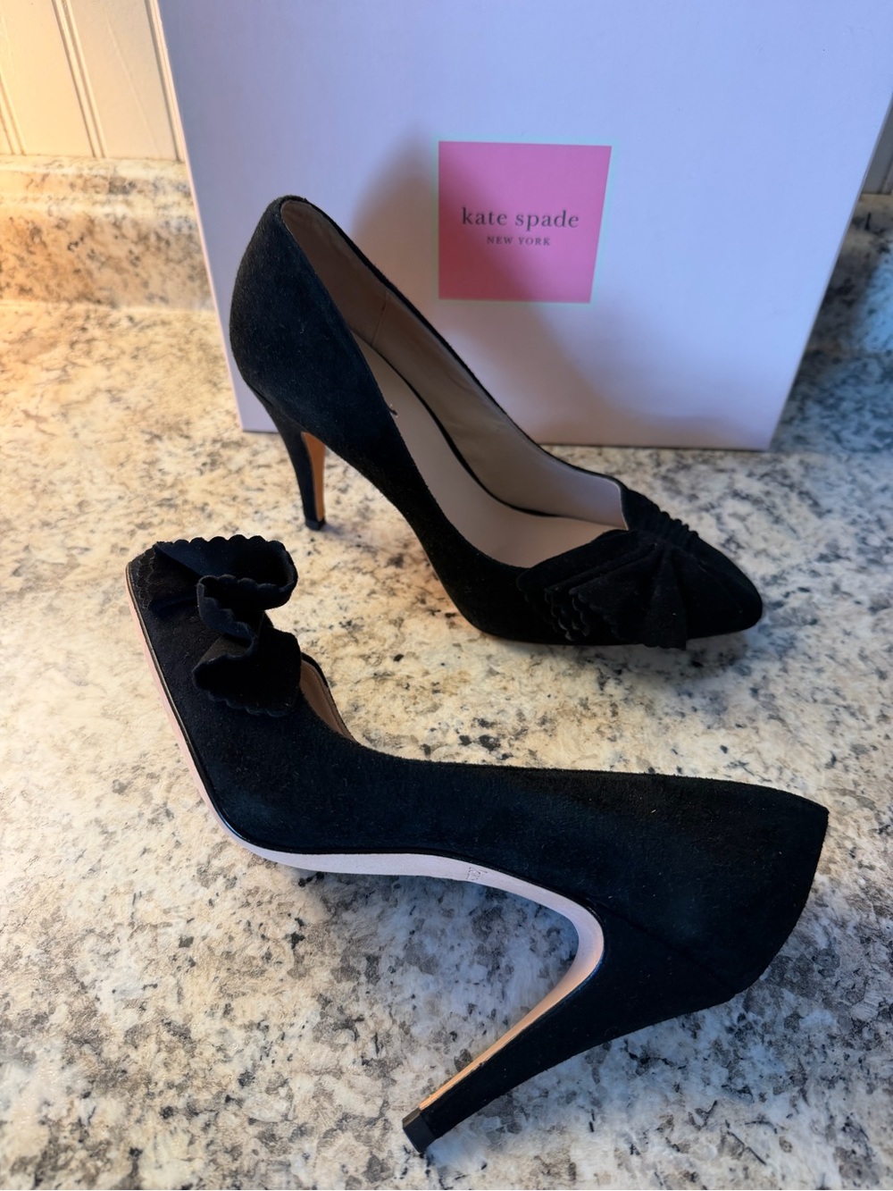 kate spade Black Suede Pointed Toe Ruffle Pumps Box Alessia Professional Wear